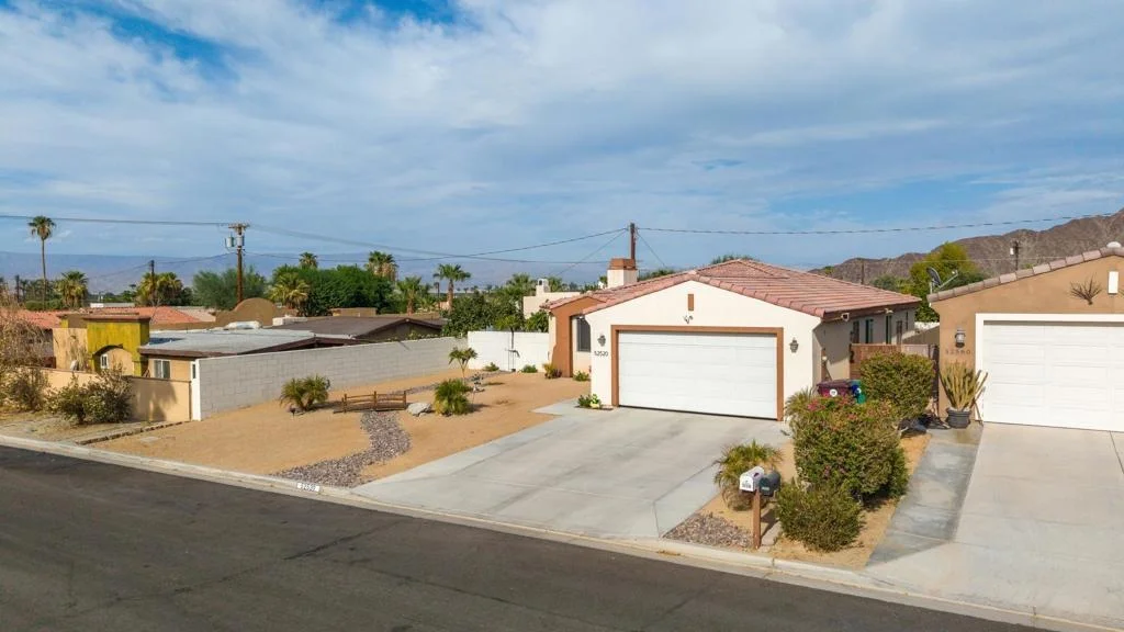 Photo of 52520 Avenida Herrera