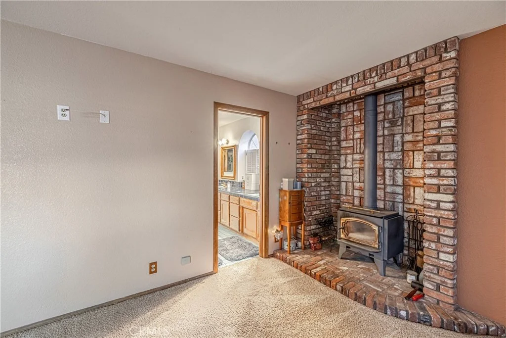 Photo of 43118 Roulette Lane