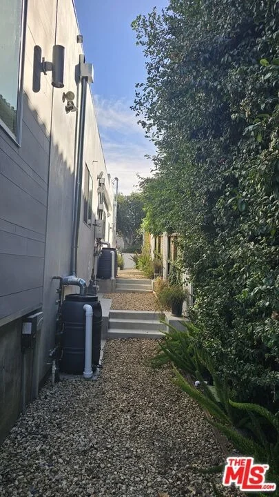 Photo of 10572 Putney Road