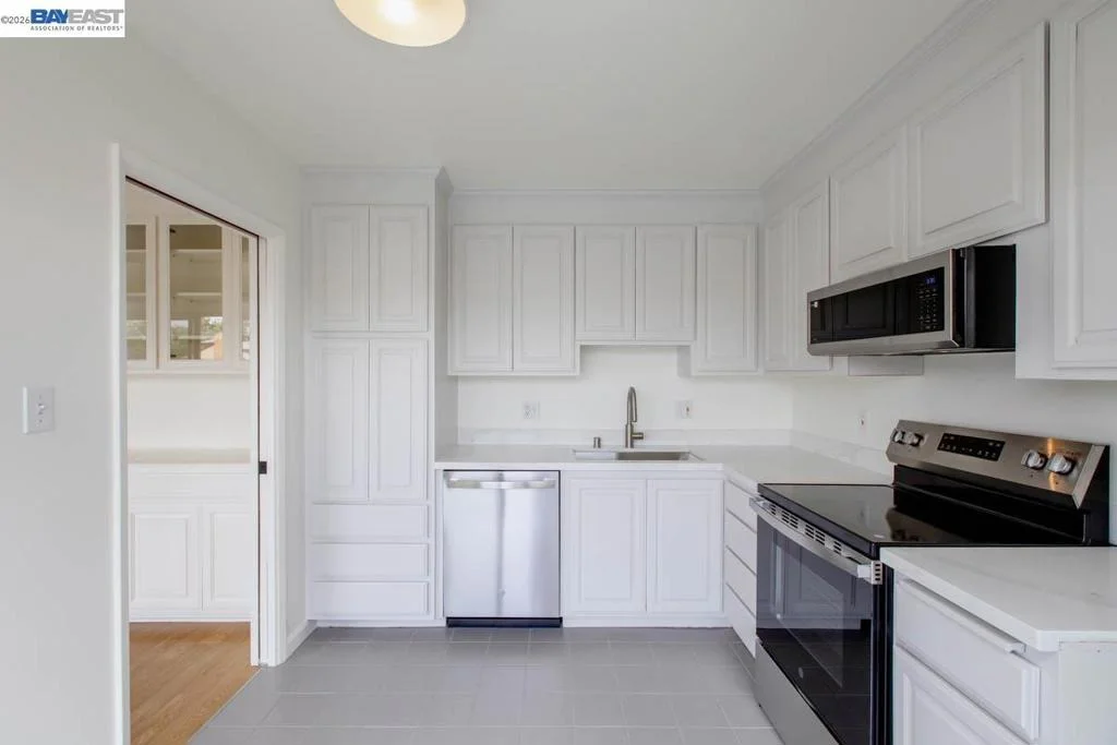 Photo of Unit 116 at 339 Broadway