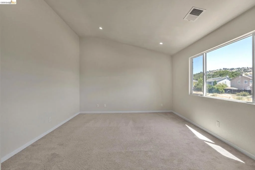 Photo of 544 Pine Creek Cir