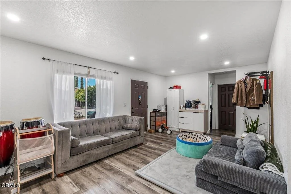 Photo of 1155 Richmond Road