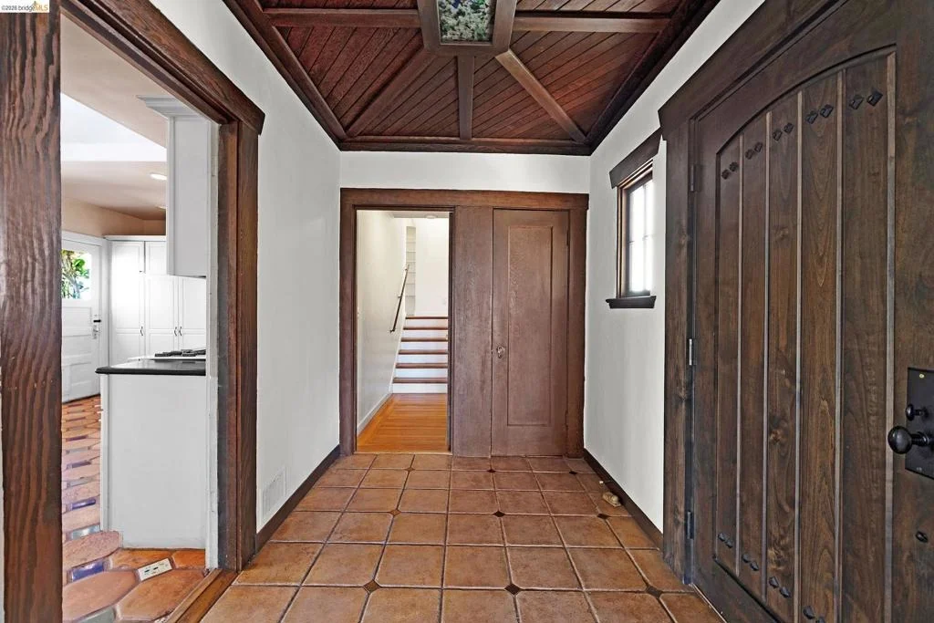Photo of 455 Arlington Ave