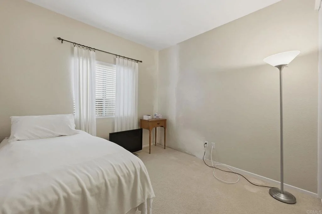 Photo of 33012 Regina Drive
