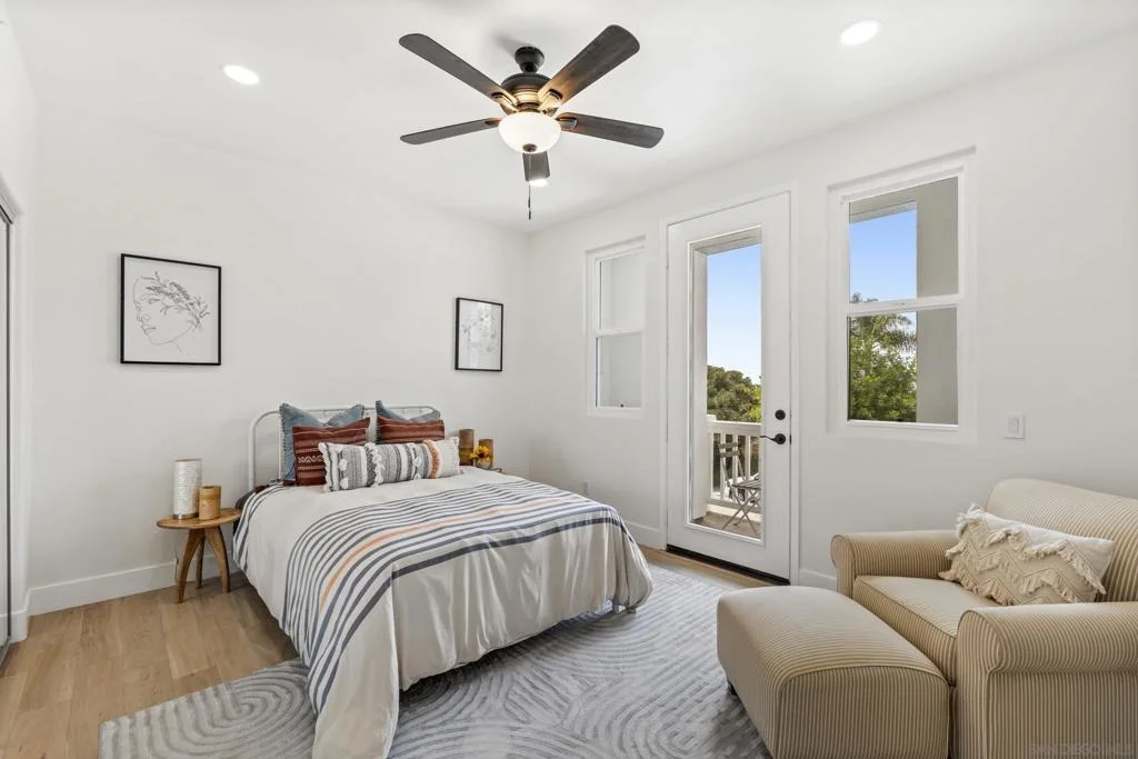 Photo of 1557 Regatta Road