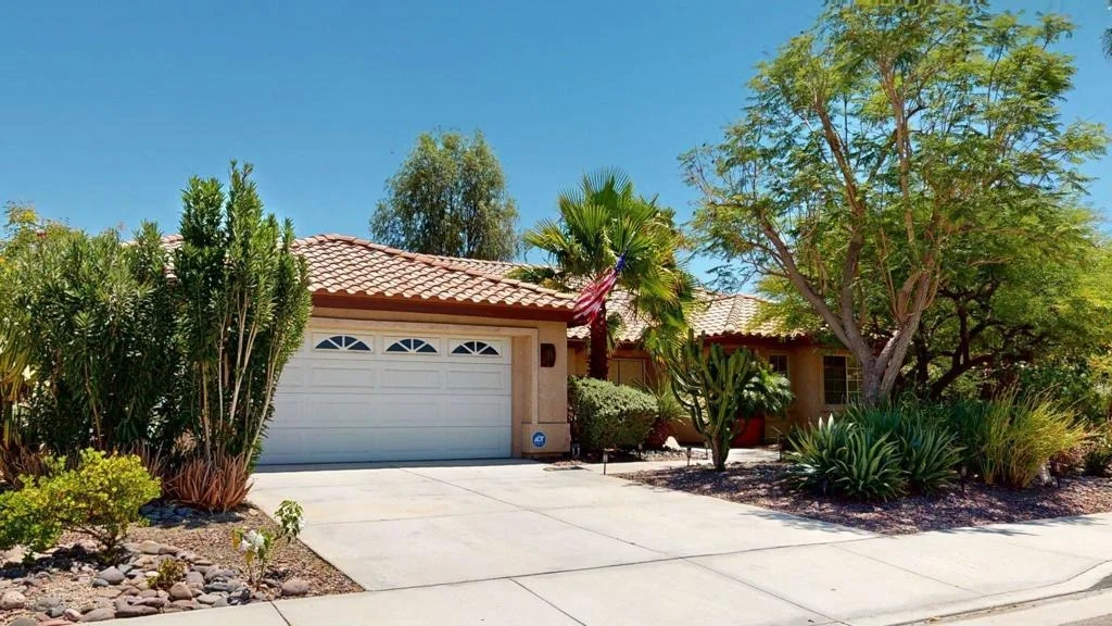 Photo of 43850 Venice Drive