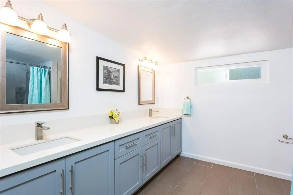 Photo of 1556 Foothill Drive
