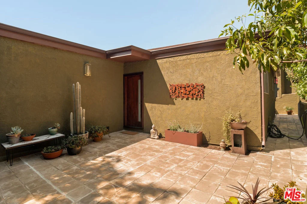 Photo of 2415 Hines Drive