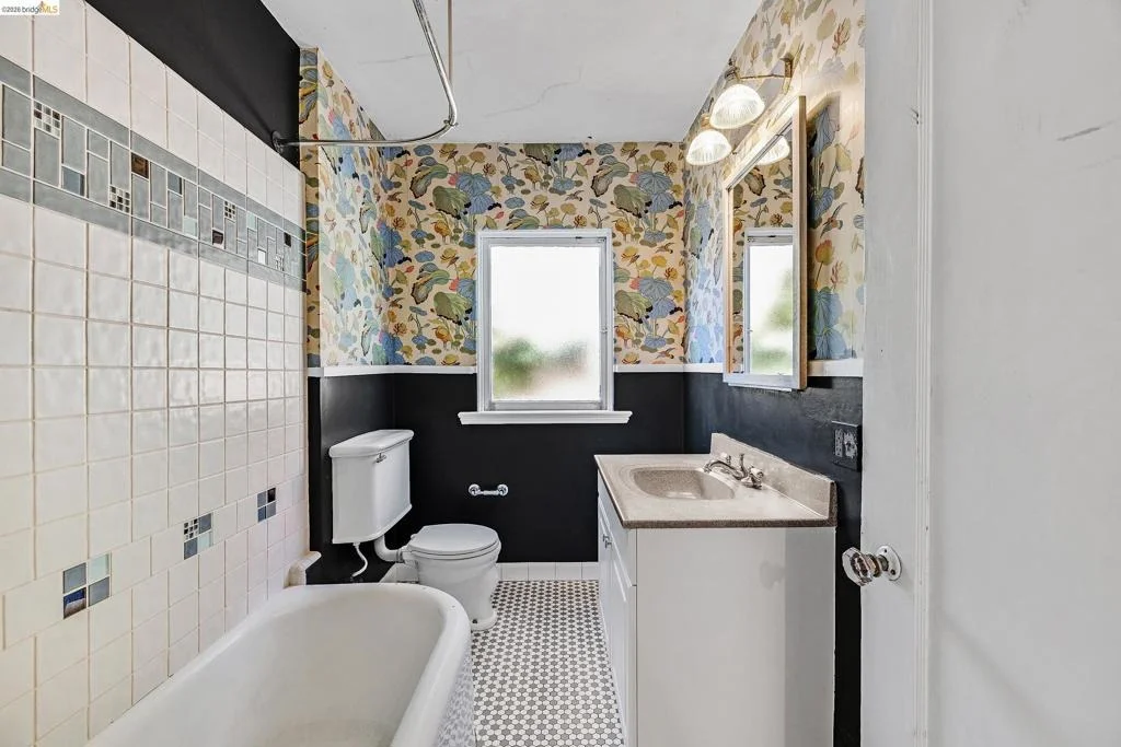 Photo of 455 Arlington Ave