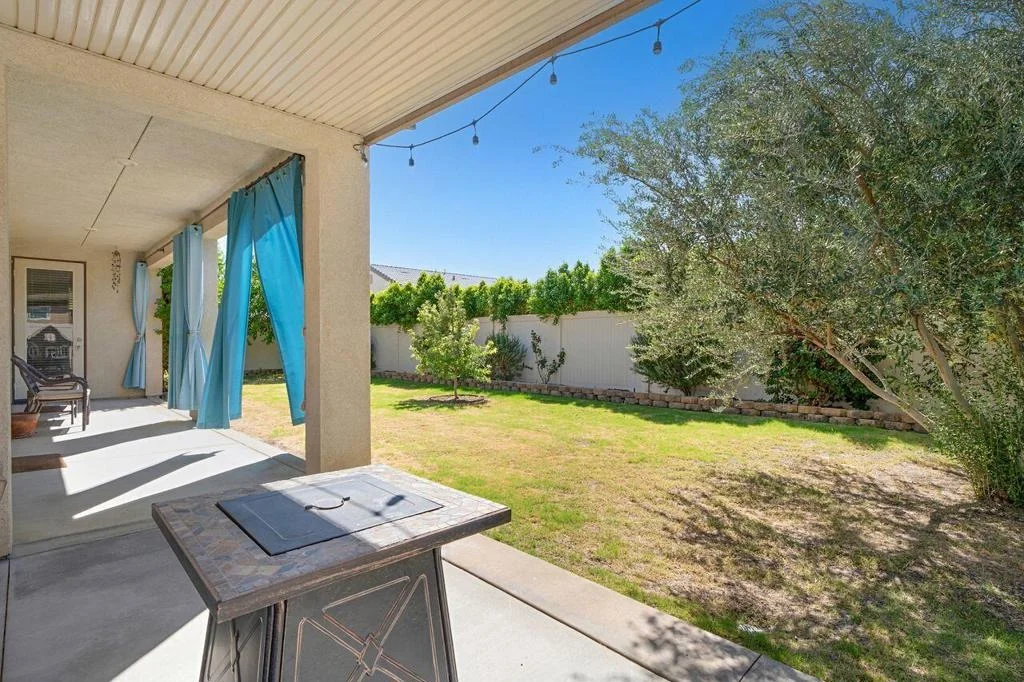 Photo of 82813 Longfellow Court