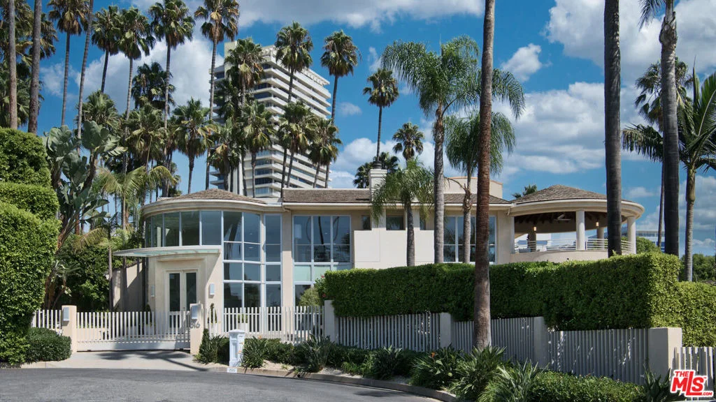 Photo of 816 Monte Leon Drive