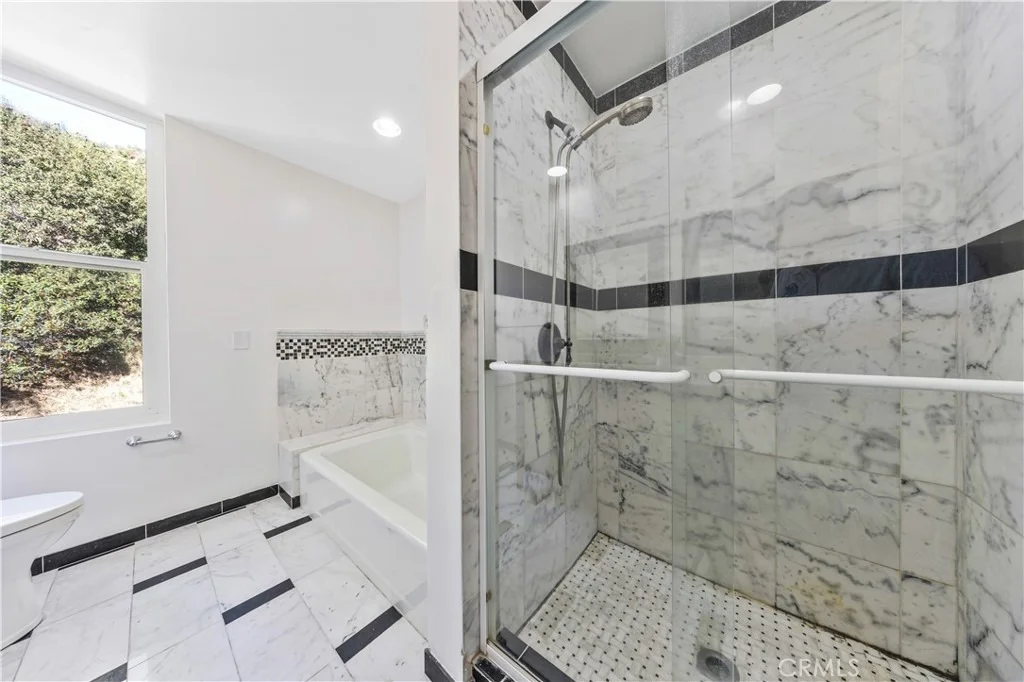 Photo of 2127 Canyon Road