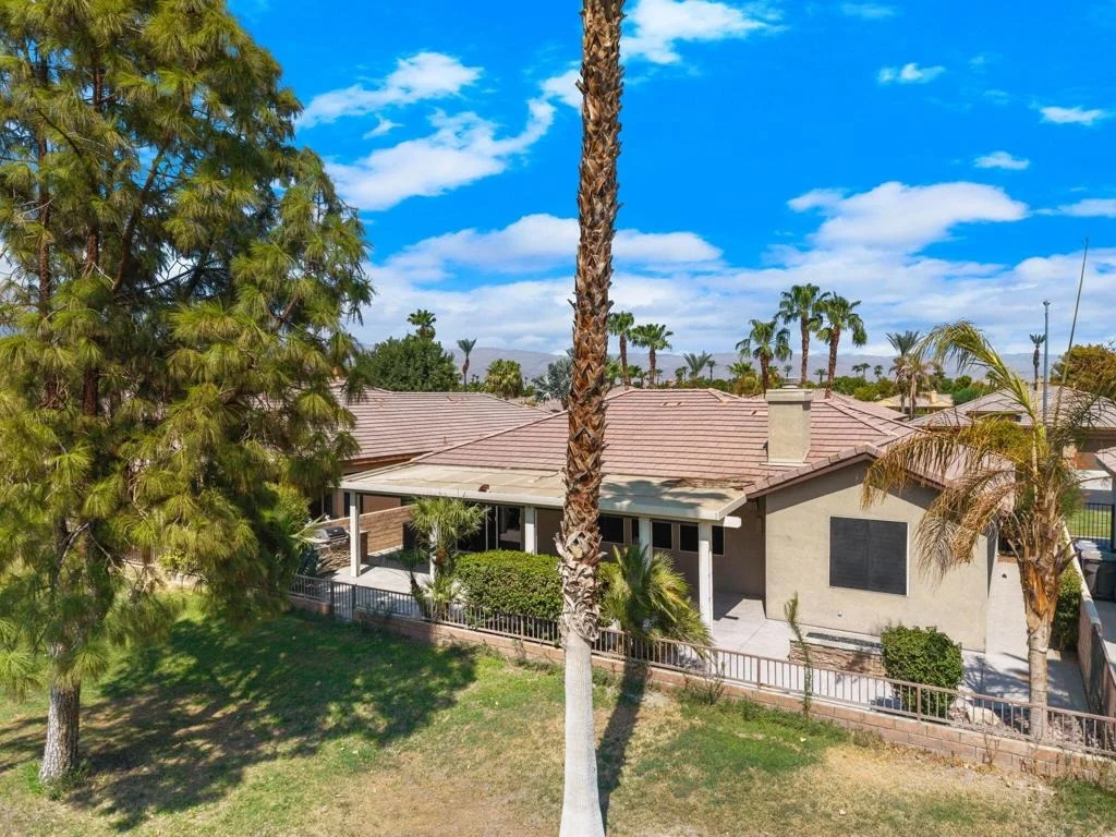 Photo of 49467 Douglas Street