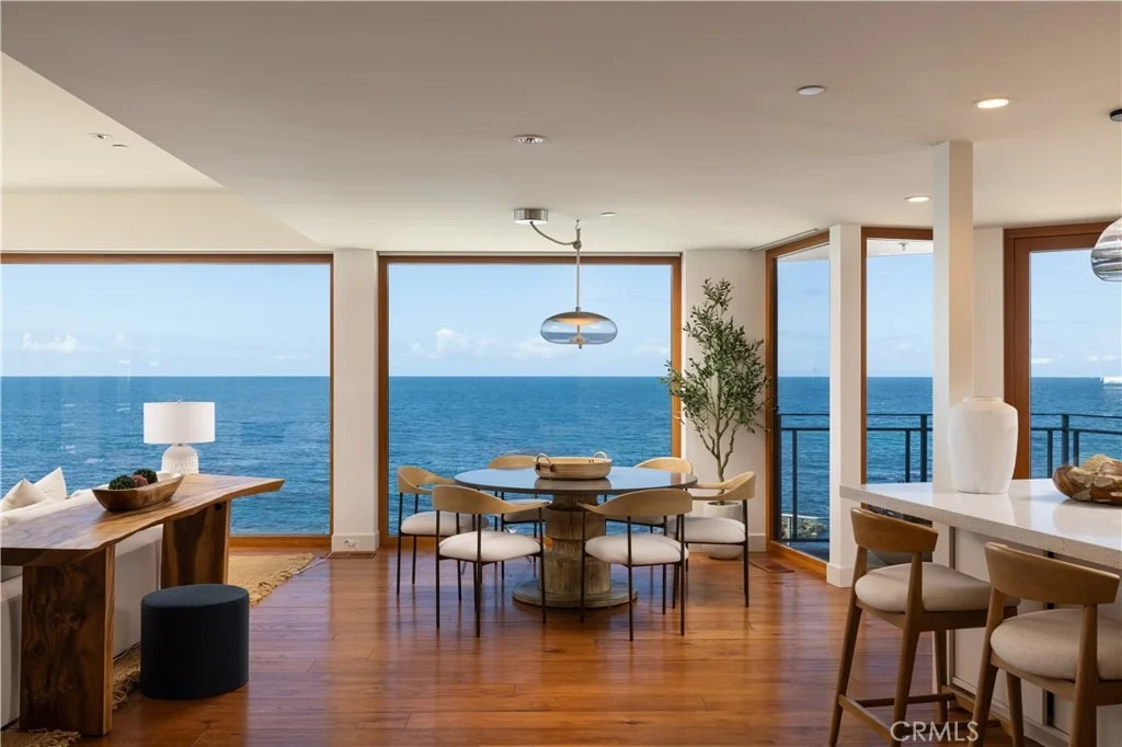 Photo of 1901 Ocean Way