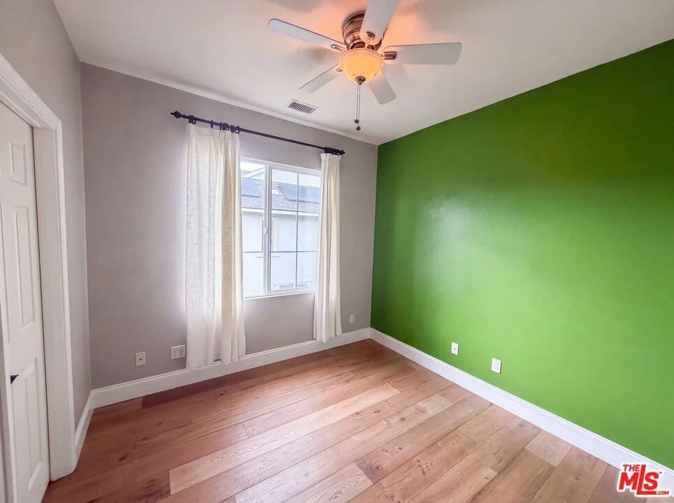 Photo of 48 Laurelhurst Drive