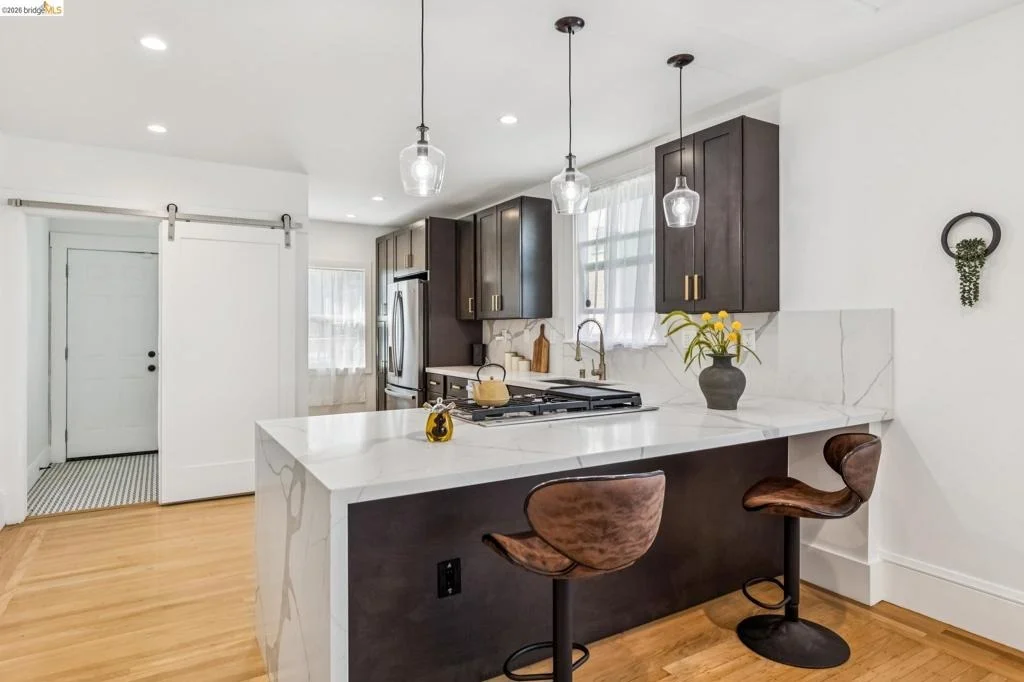 Photo of 3435 Dimond Ave