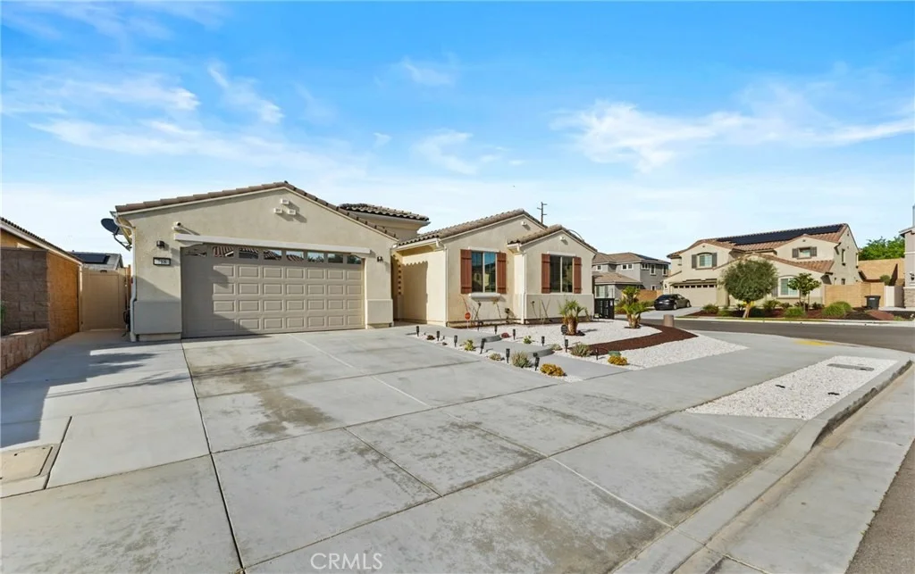 Photo of 718 Torrey Court