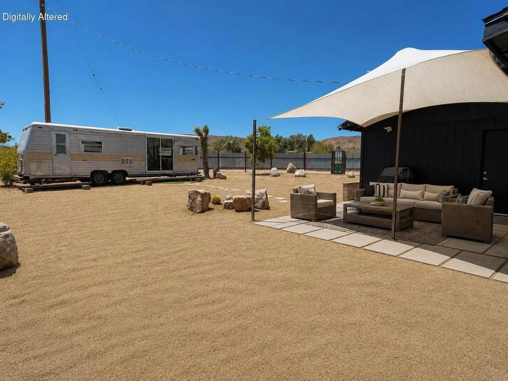 Photo of 1587 Deer Trail