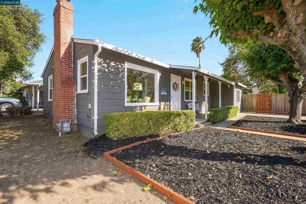 Photo of 2150 5Th Ave
