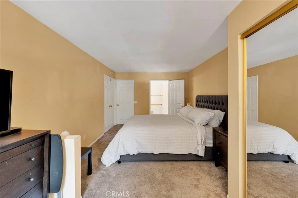 Photo of Unit 205 at 801 Pine Avenue