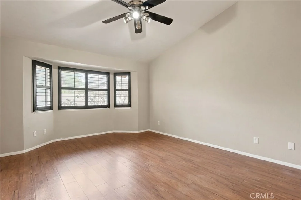 Photo of 1093 Merced Way