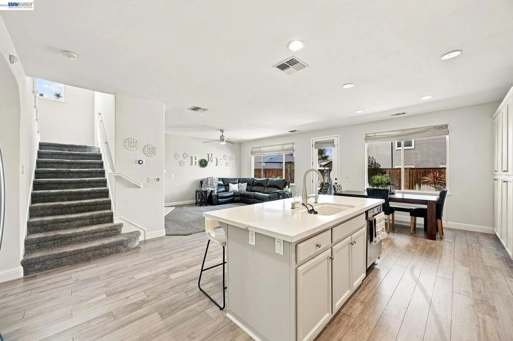 Photo of 3694 OTTER BROOK LOOP