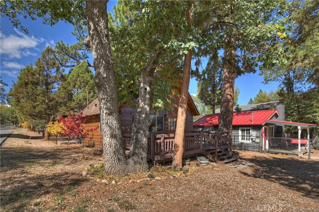 Photo of 698 Highland