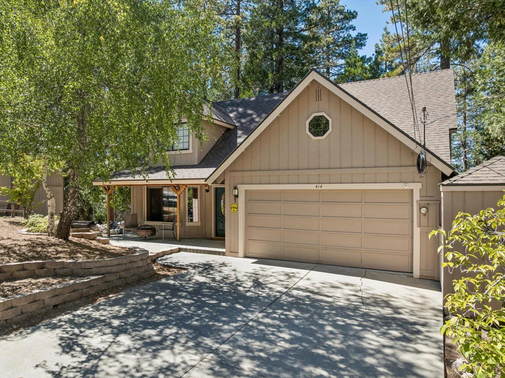 Photo of 414 Pioneer Road