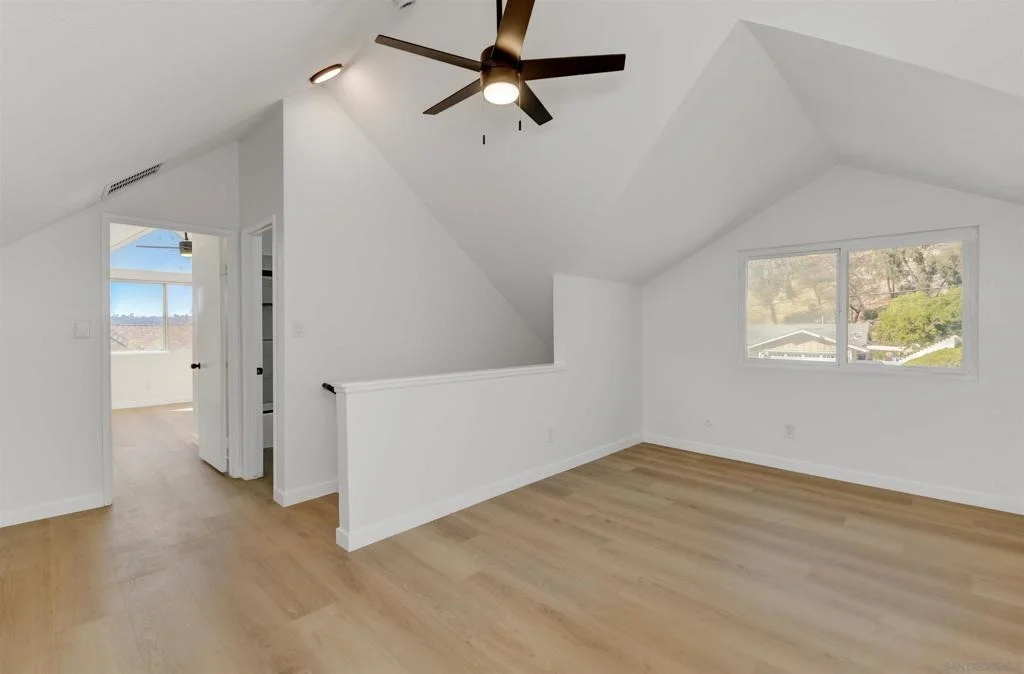Photo of 5657 Red River Dr.