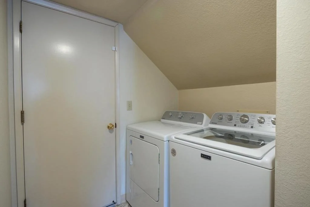Photo of 1219 Willow Court