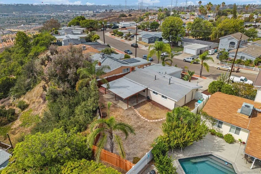 Photo of 2573 Raymell Dr.