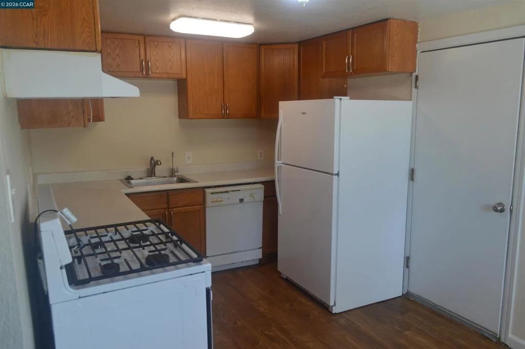 Photo of 47 Harbor Dr