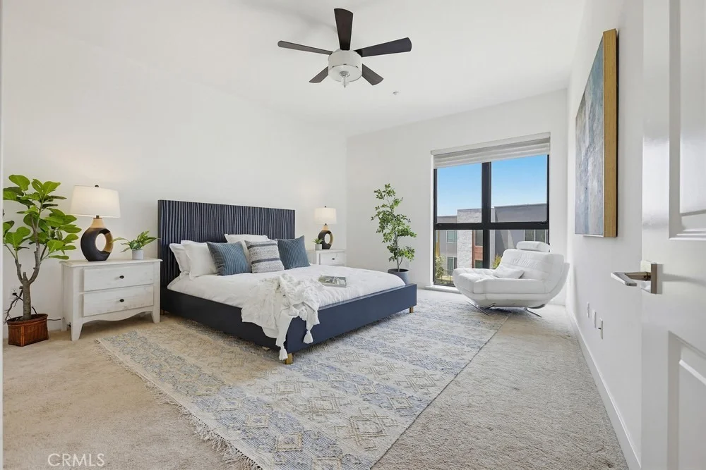 Photo of Unit 406 at 402 Rockefeller
