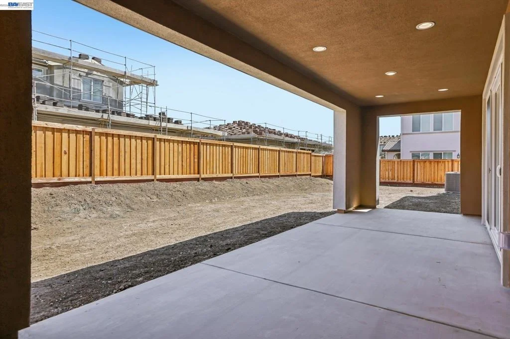 Photo of 421 Trellis Way
