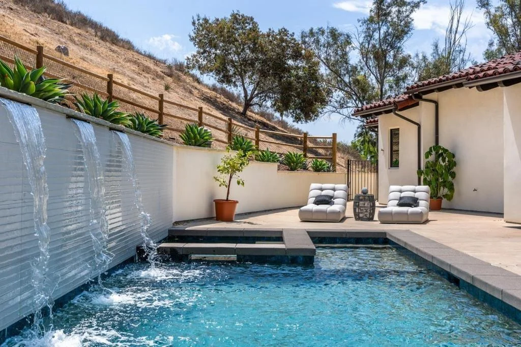 Photo of 5758 Las Palomas