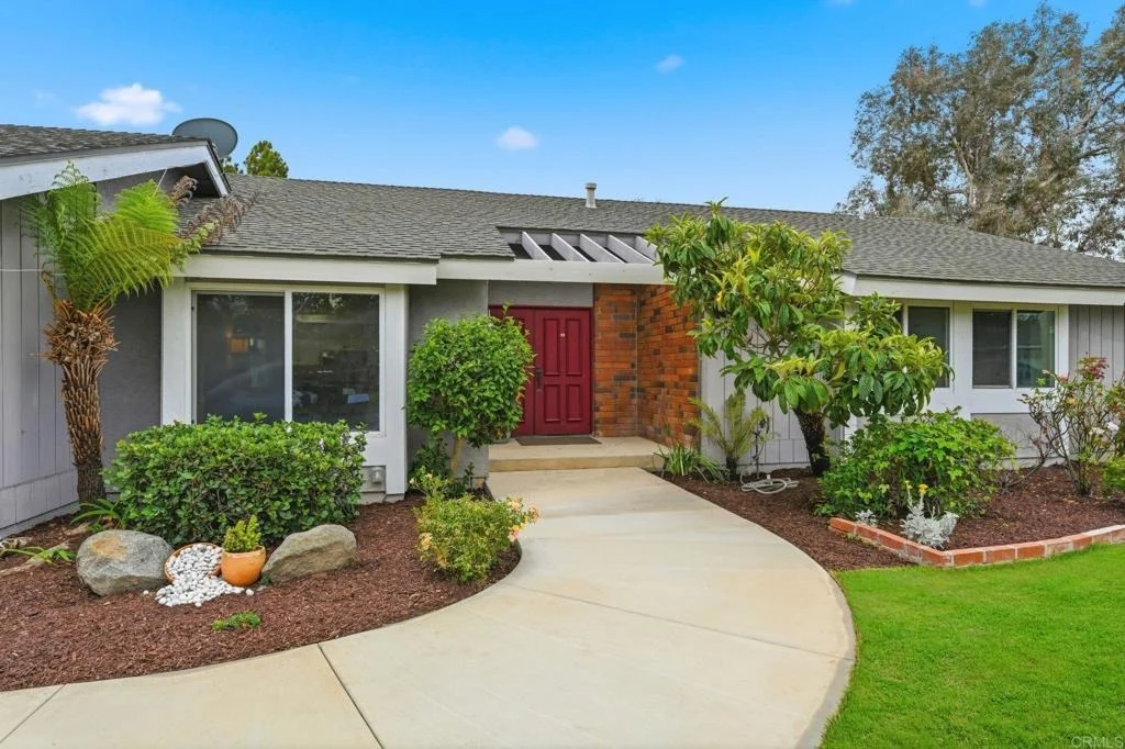 Photo of 745 Blackhawk Cir