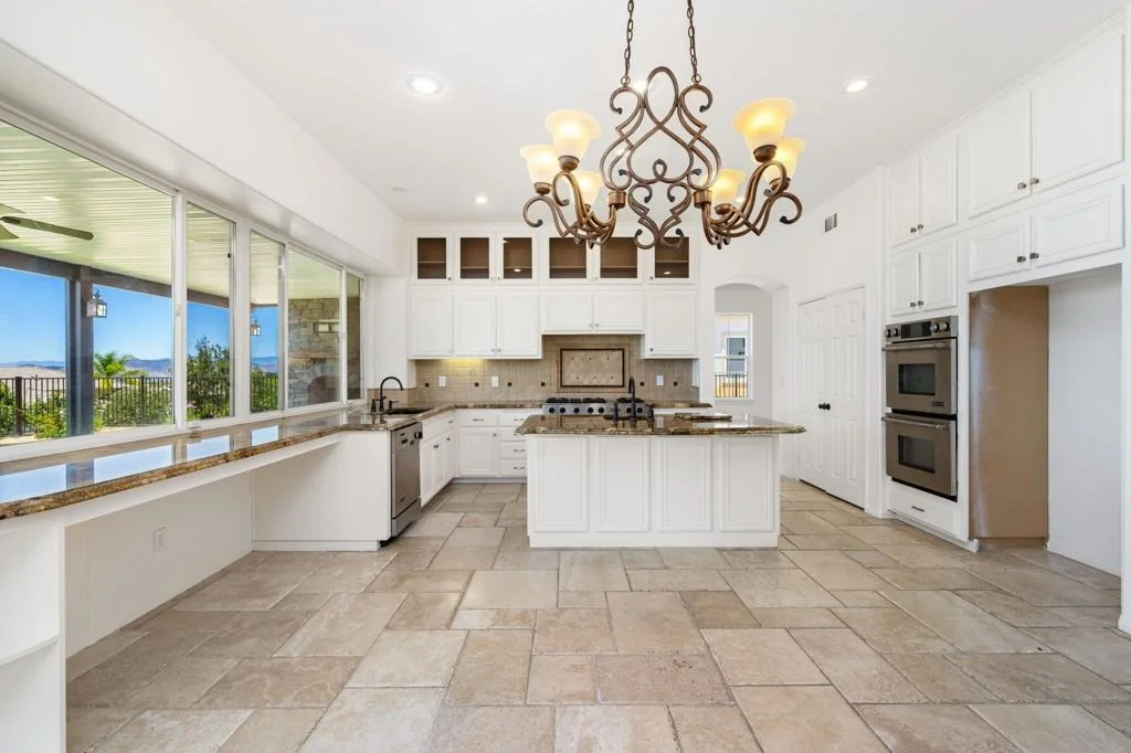 Photo of 13435 Canyon Crest Road
