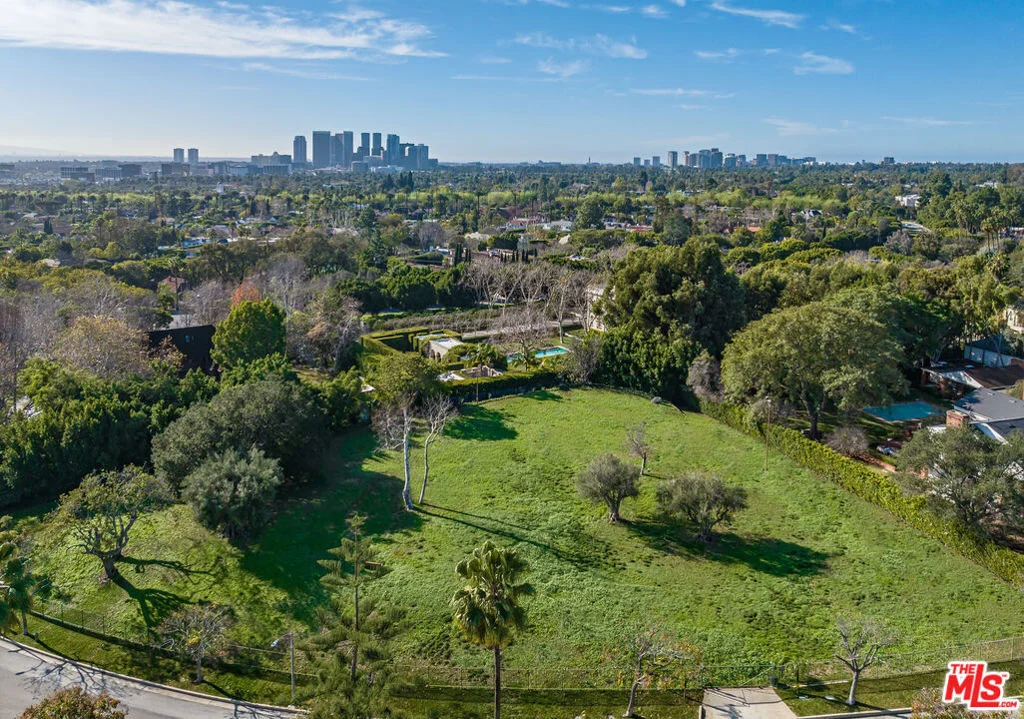 Photo of 602 Mountain Drive