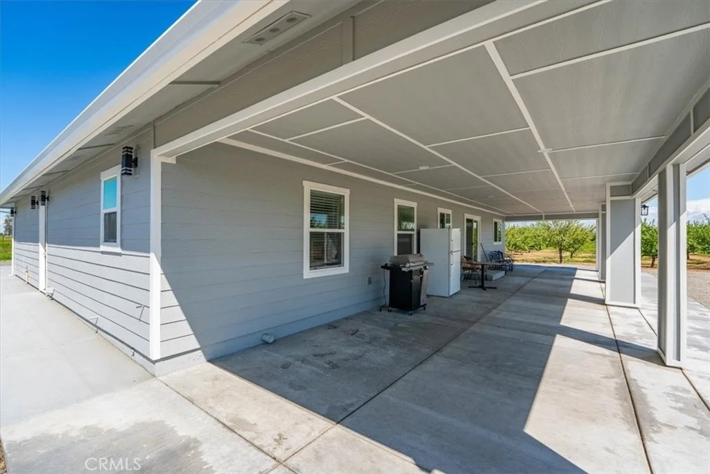 Photo of 24565 Foster Road