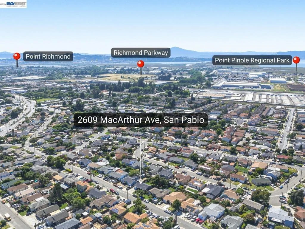 Photo of 2609 Macarthur Ave
