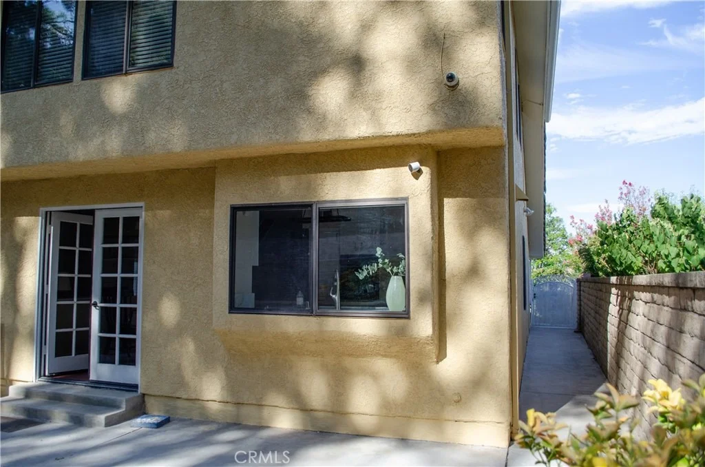 Photo of 24371 Crestview Drive