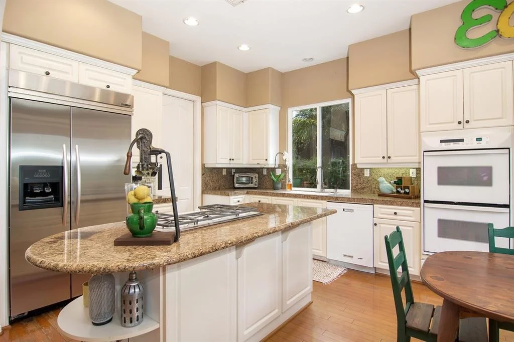 Photo of 2998 Carrillo Way