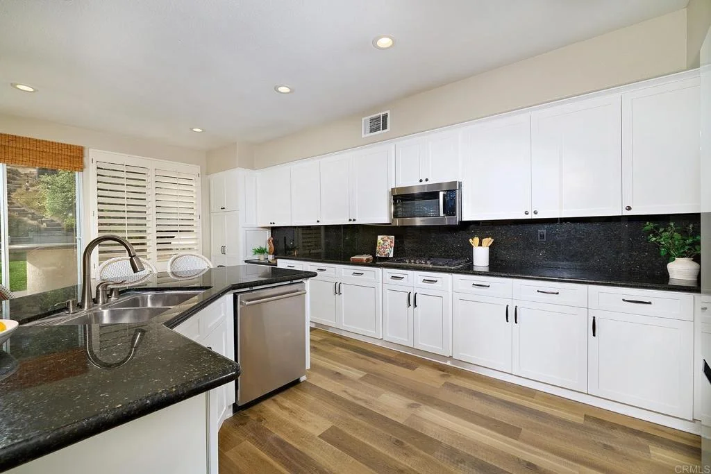 Photo of 2360 Avenida Helecho