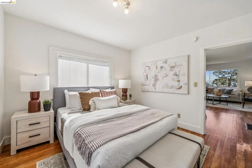 Photo of 722 Avila Place