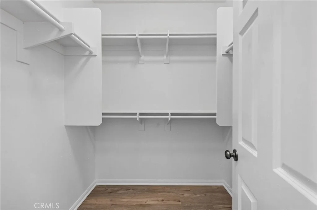 Photo of 2332 Douglaston