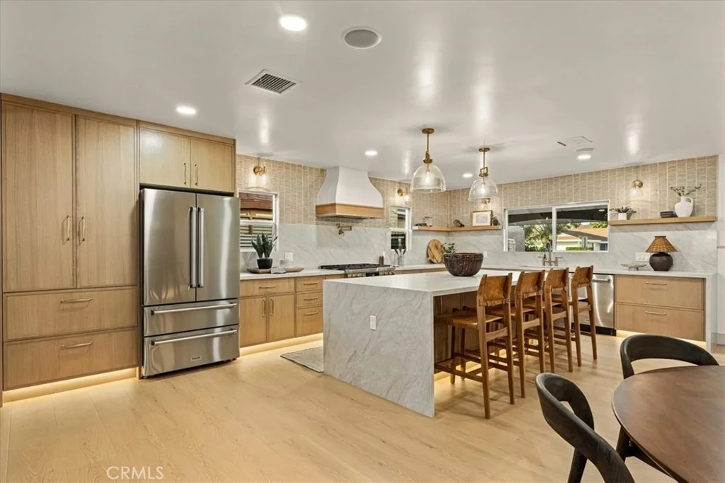 Photo of 9532 Bird Avenue