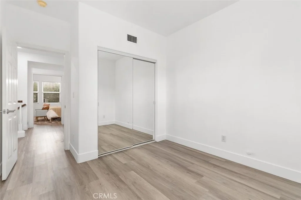 Photo of 31 Dinuba