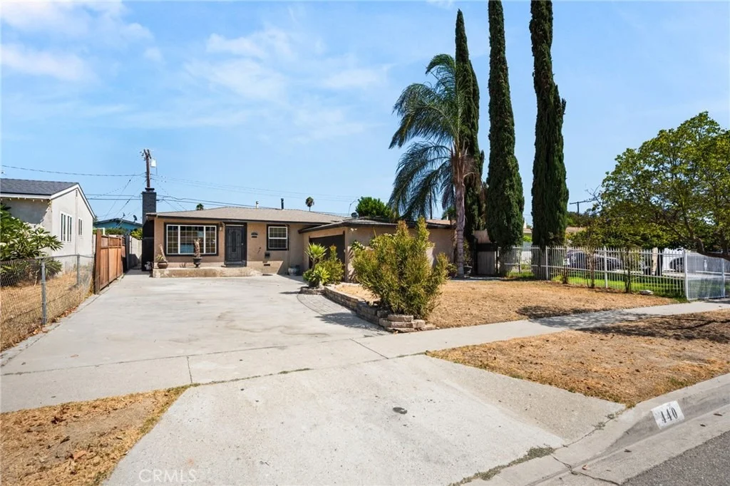 Photo of 440 N Durrell Avenue