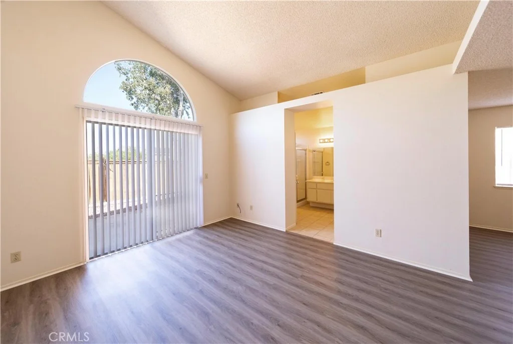 Photo of 25640 Union Hill