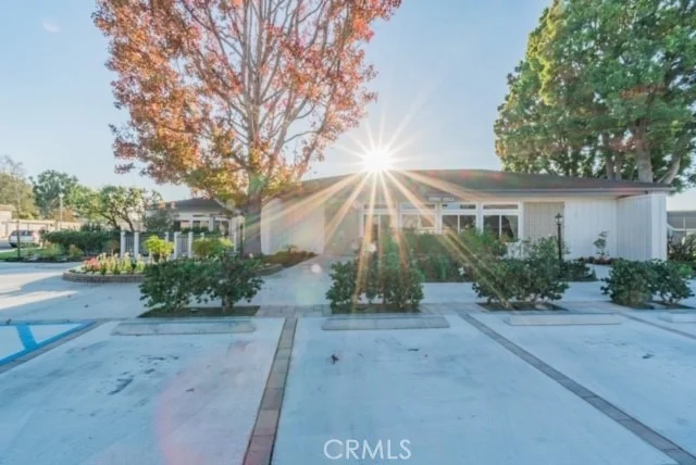 Photo of 5371 Victoria Place
